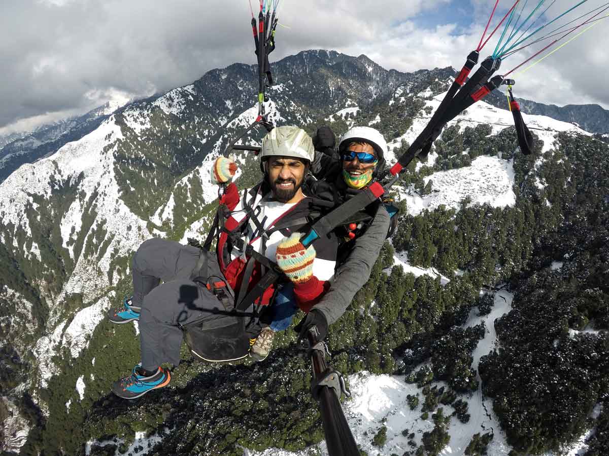 Paragliding Escape